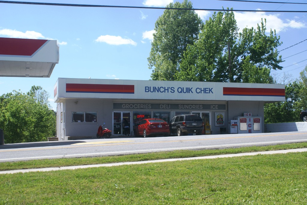 Bunch's Quick Chek