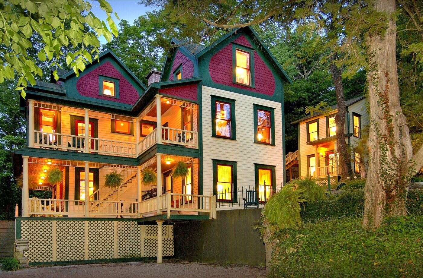 Eureka Springs Lodging