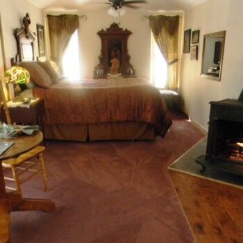 Eureka Springs Lodging