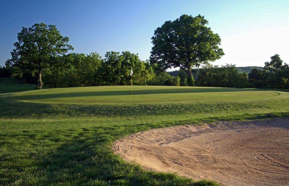 Holiday Island Golf
