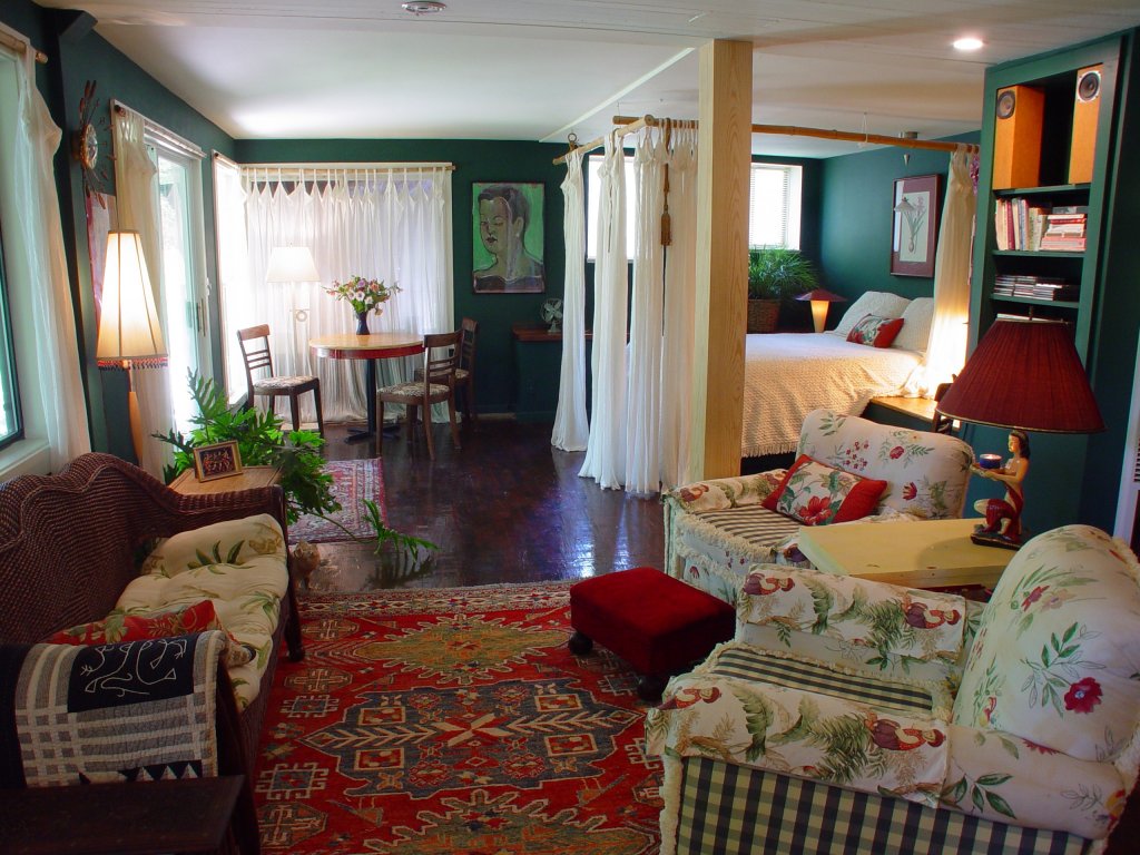 Belladonna Cottage 5 belladonnamainroom